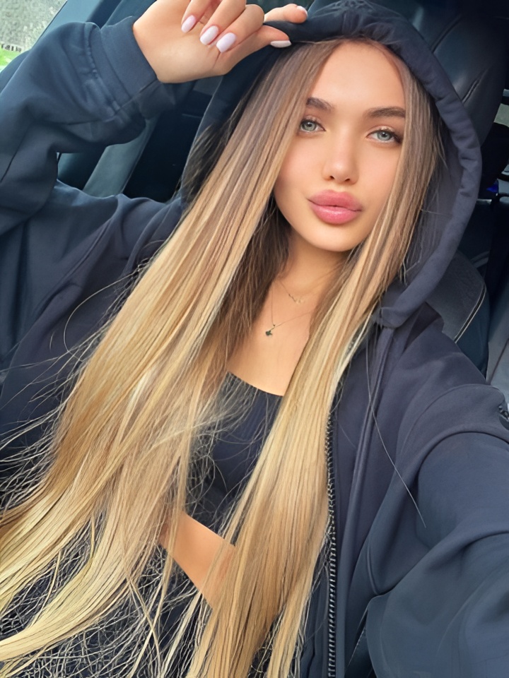 Оксана привлекательная девушка из Кондопога цена от 2500 руб