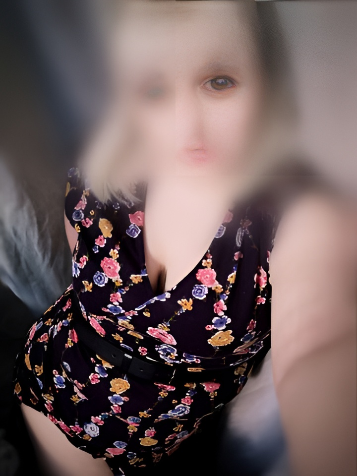 Стелла привлекальеная девушка из Кондопога цена от 2000 руб