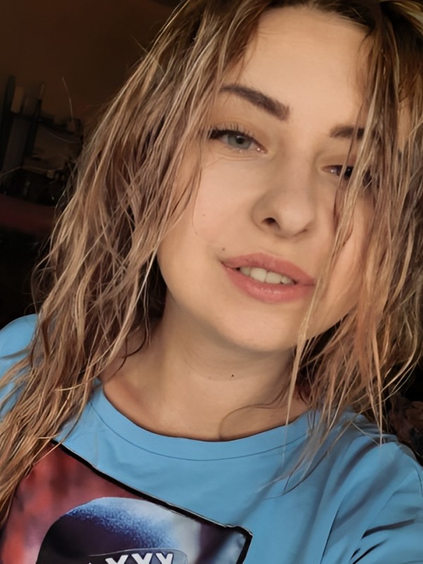 Азалия привлекательная девушка из Кондопога цена от 4000 руб