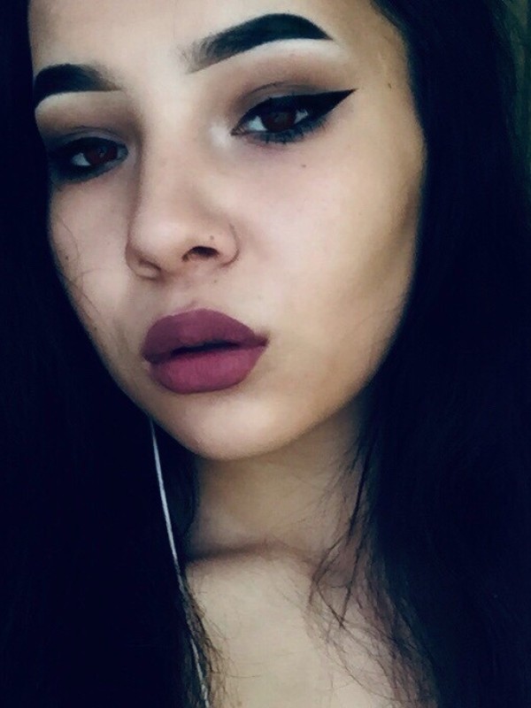 Илона привлекательная девушка из Кондопога цена от 3500 руб