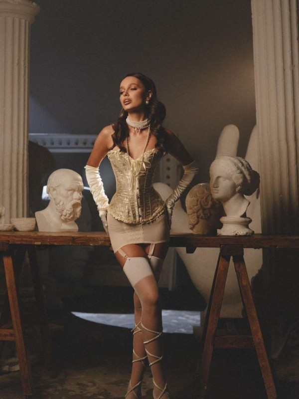 Анюта фото 2