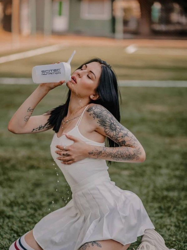 Жасмин привлекательная девушка из Кондопога цена от 6000 руб